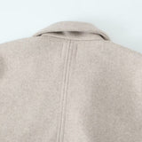 Collar solid color long sleeved jacket