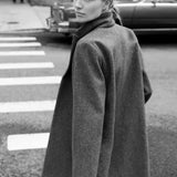 Collar solid color long sleeved jacket
