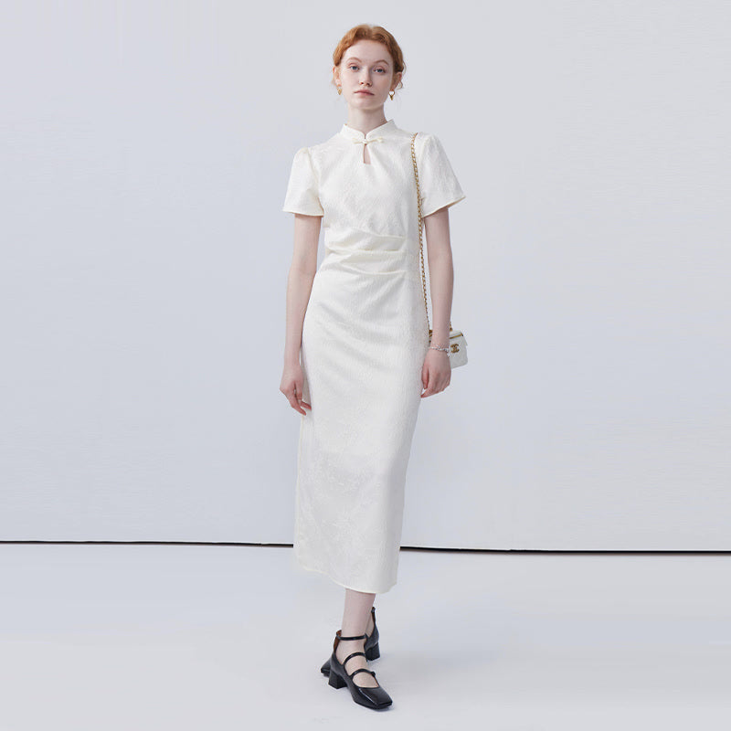 Standing Collar Buckle Cheongsam