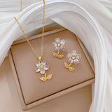 Gold-Plated Stemmed Floral Zircon & Pearl Jewelry Set (Necklace & Earrings)